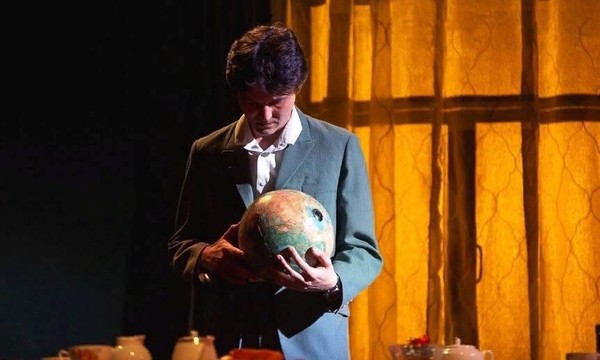 Спектакль «В поисках радости»