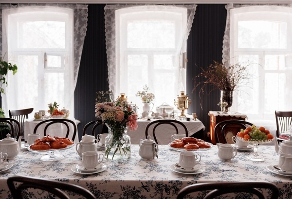 Завтрак в усадьбе