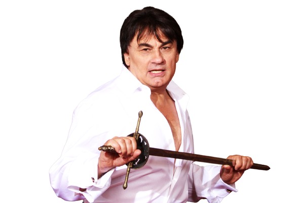 Александр Серов