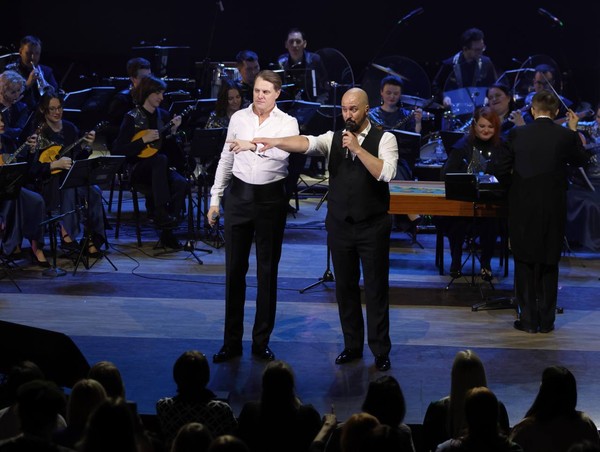 Дуэль тенора и баритона