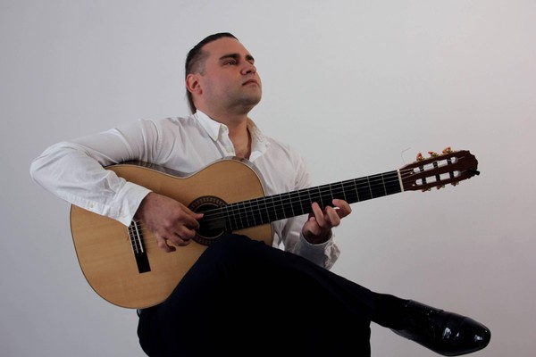 Концерт Тюменского филармонического оркестра и ансамбля музыки фламенко Covara