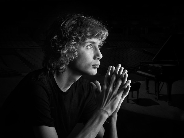 Иван Бессонов. Фортепианный вечер