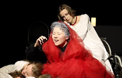 Дом Бернарды Альбы