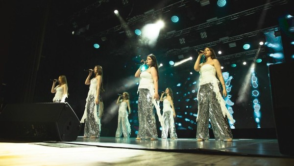 Концертная программа «Она и есть весна»