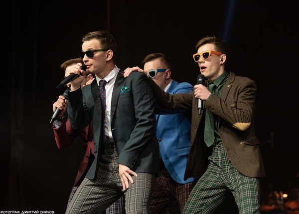 Праздничная программа «Весна и сердце шепчут в унисон»