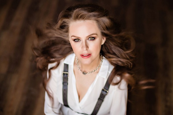 Алёна Биккулова. День рождения в кругу друзей