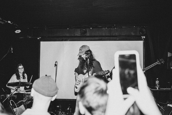 Дедовский свитер, Гюнтер, Goodnight Kisses