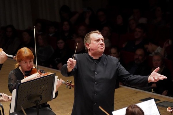 Программа «Хиты Сан–Ремо»