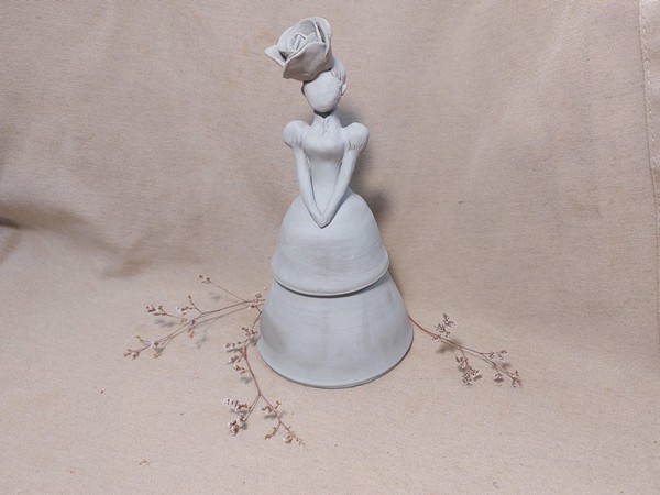 Мастер-класс по гончарному делу Колокольчик «Леди»