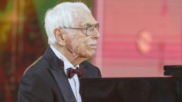 Концерт «Есть только миг...»