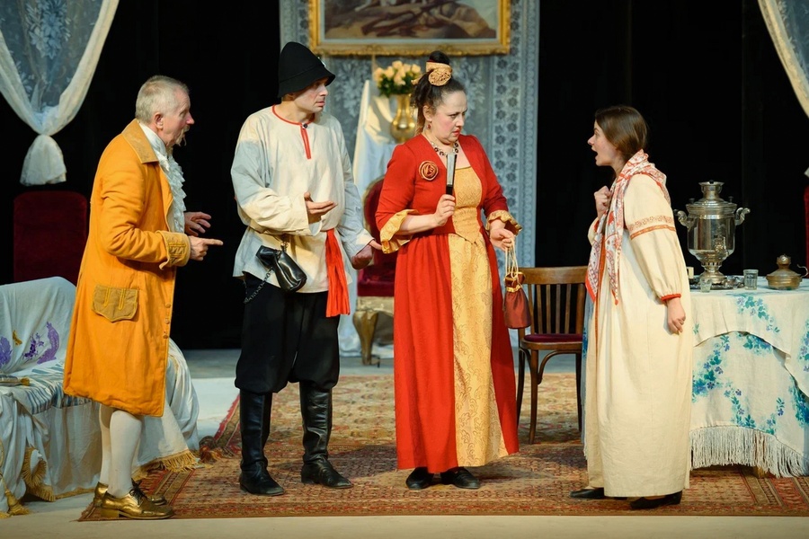 "Барская спесь" или "Анютины глазки" водевиль