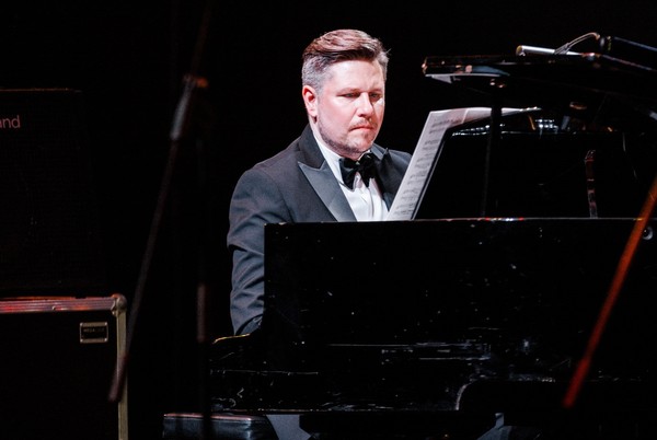 Джаз с Ильёй Филипповым. Любимым женщинам