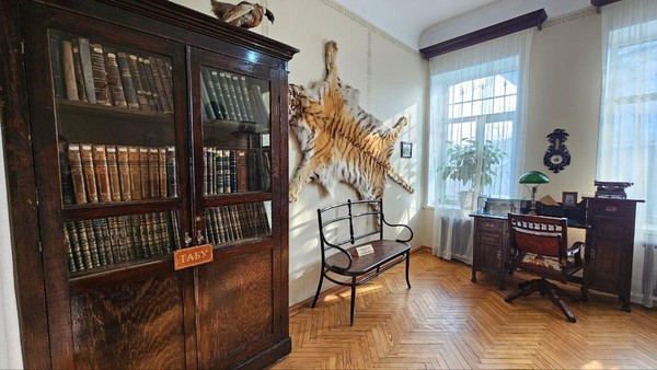 Обзорная экскурсия в Доме путешественника Арсеньева