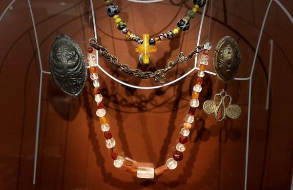 Экскурсия по выставке «От Ольги до Ольги»