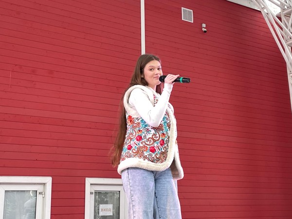 Праздничный концерт «Позвольте вами восхищаться!»