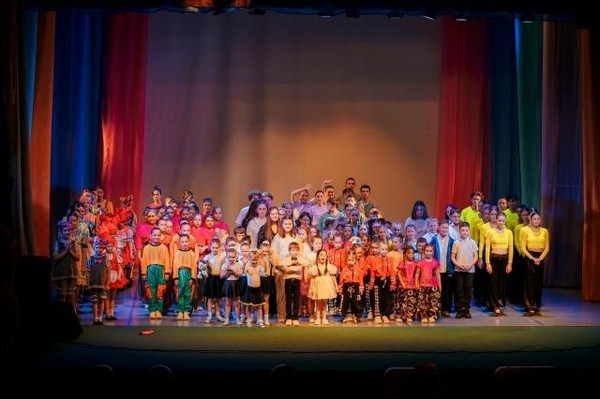 «Большой весенний концерт!»