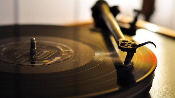Программа «Виниловое настроение»