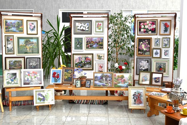 «Творенье рук безмолвно красит душу»