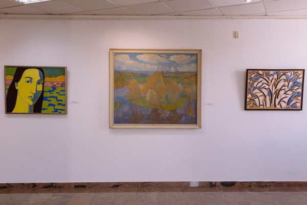 Экскурсия по выставке «Мелодия весны»