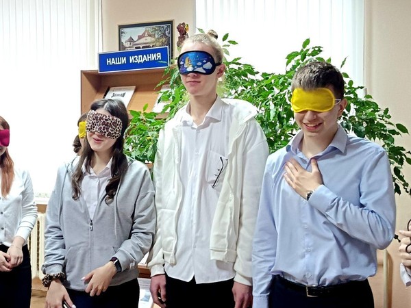 Квест «Прогулка в темноте»