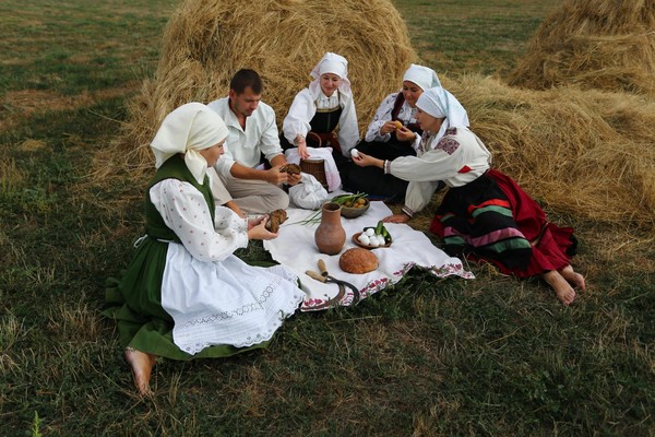 Интерактивная программа «От семьи идет корень к родине»