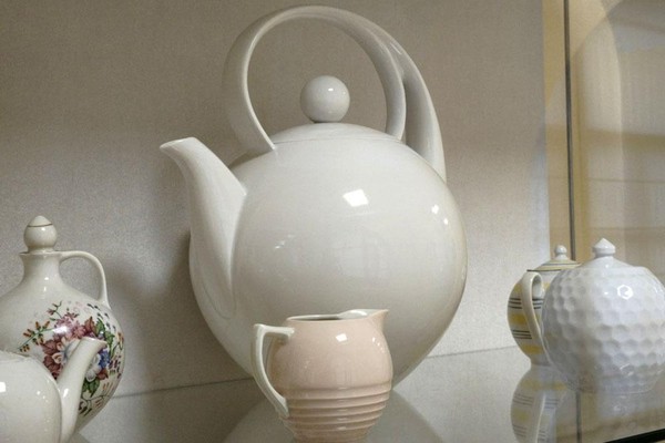 Выставка «В поисках формы…»