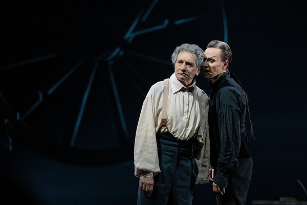 Олег Лопухов