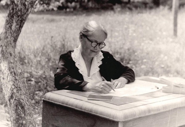 История экспоната «Рукописная газета «Боевой листок от 20 – 21 сентября 1942 года»