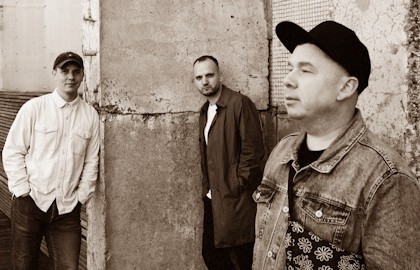 Группа «Troe»