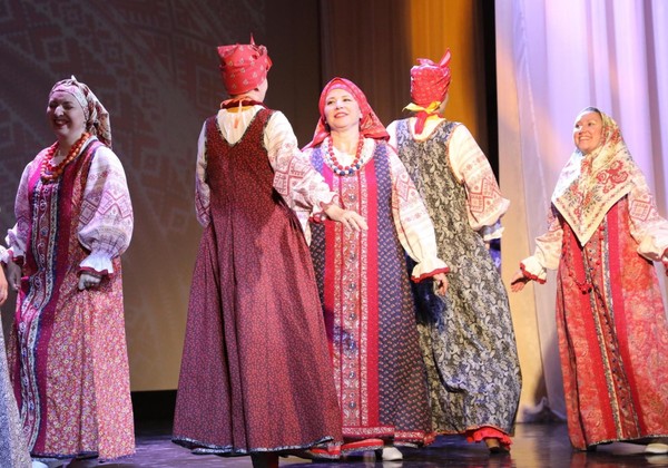 Концертная программа, посвященная Дню смеха «С юмором по жизни»