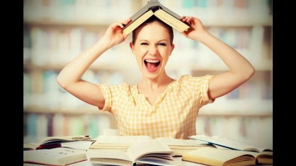 «Книга, шутка и апрель»