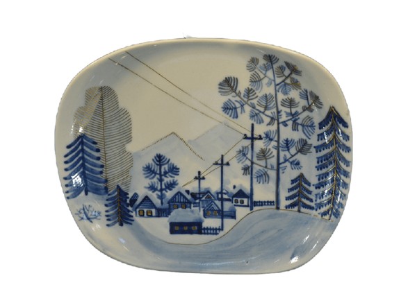 Выставка «Сибирская жизнь в семейных сервантах»