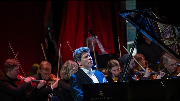 Гала-концерт фестиваля «Денис Мацуев представляет: диалог поколений»