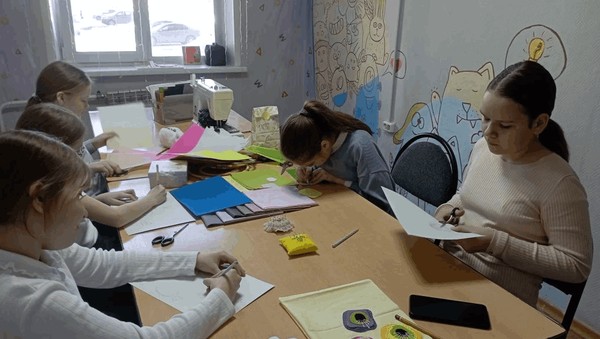 Мастер-класс «Птицы из газетных трубочек»