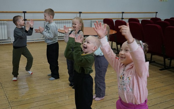 Интерактивная праздничная программа для детей «Веселый переполох»