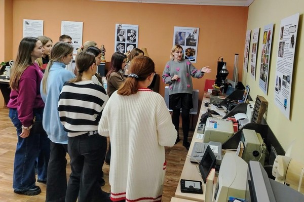 Интерактивная экскурсия по мини-музею «Экспонаты времени»