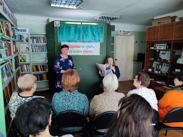 Вечер в кругу друзей «Весенний смехопад: подарим улыбки друг другу»