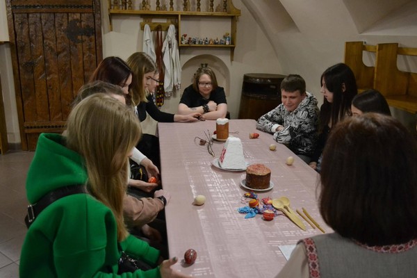Литературно-этнографический праздник «Светлое Воскресенье»