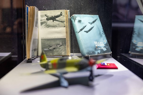 Выставка «Герои тыла» к 120-летию авиаконструктора Яковлева