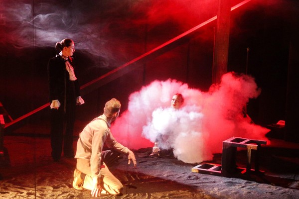 Спектакль «Взаперти»