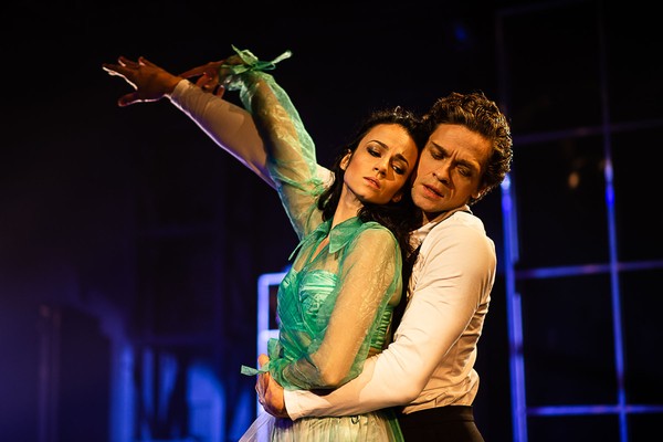 Три товарища?