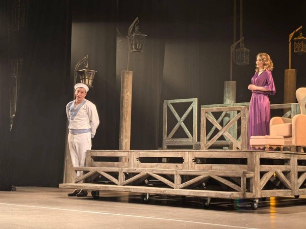 Спектакль «Собака на сене»