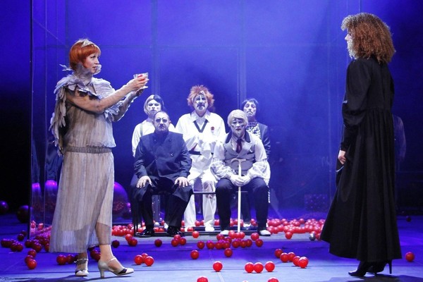 Спектакль «Конец бессмертию!»