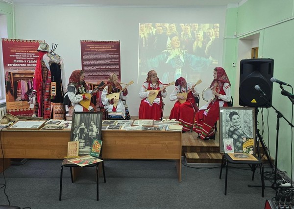 Музыкальная программа «Под Воронежем, над Доном»