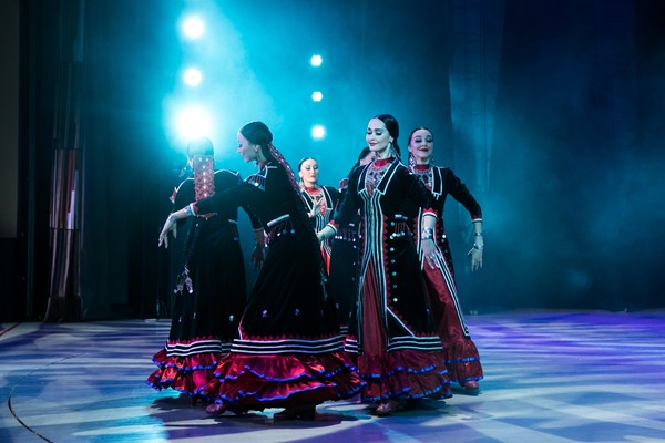 Ансамбль народного танца им. Файзи Гаскарова