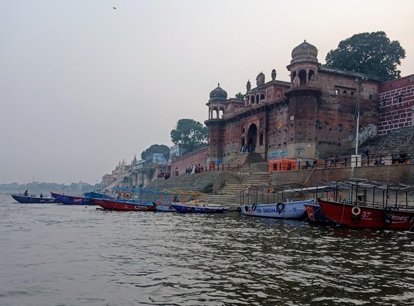 Лекция «Варанаси: тысячи храмов вечного города»