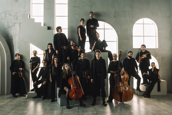 Премьера сезона: «ТехноМесса» соединит оркестр и техно в одном пульсе