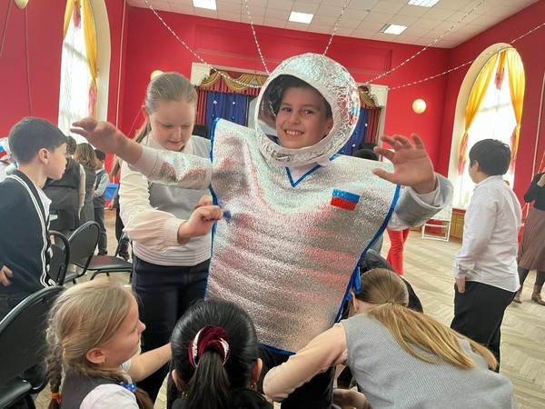 «Звёздам навстречу»