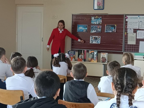 Познавательная беседа «Путешествие навстречу звёздам»