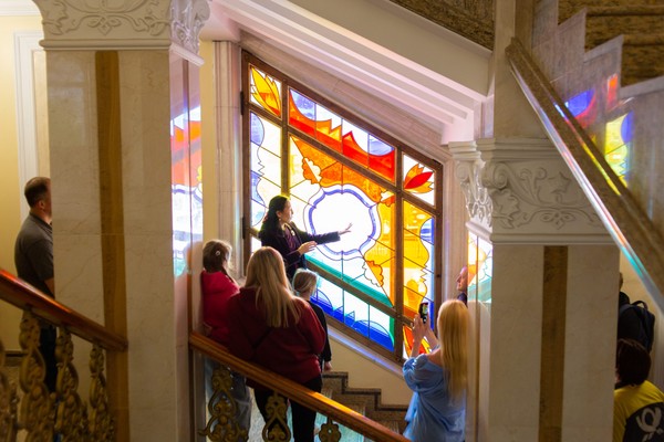 Путешествие по театру